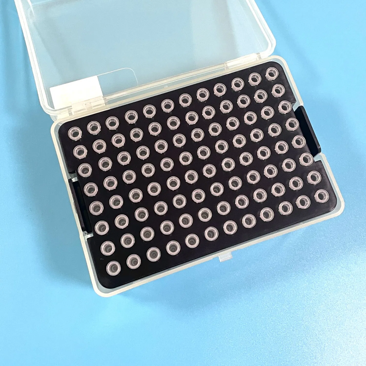 研究室用使い捨てプラスチック自動ピペットチップ箱入り200UL、フィルター付き